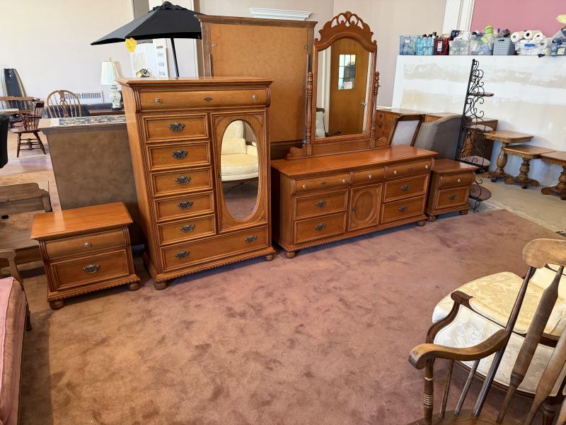 Sale Photo Thumbnail #10