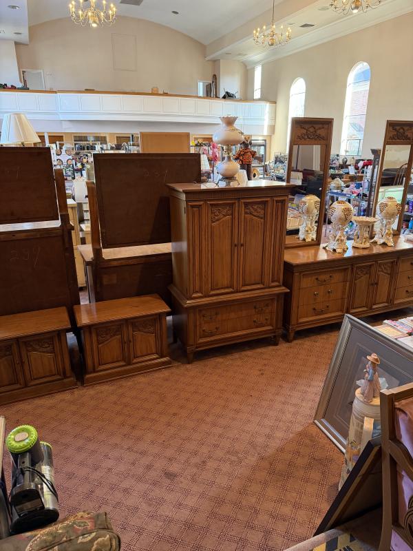 Sale Photo Thumbnail #7