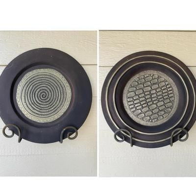 Outdoor Decorative Plates with Metal Stands