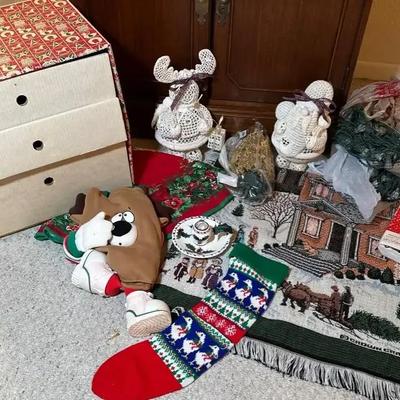 All Around The House Vintage Christmas Decor