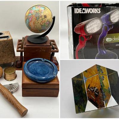 Gentleman’s Office Desk Decor