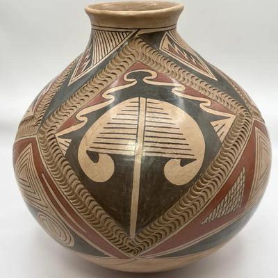 Large Round Pottery Vase by Yolanda A. López-Q