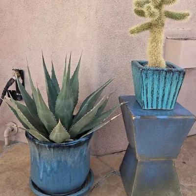 Light Blue Pots & Stand 