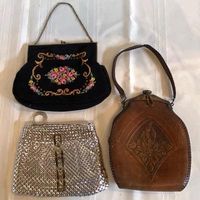 Vintage To Antique Purses 