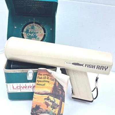 Vintage "Lowrance" Fish LO-K-TOR "Little Green Box" w/ Rare Fish Ray