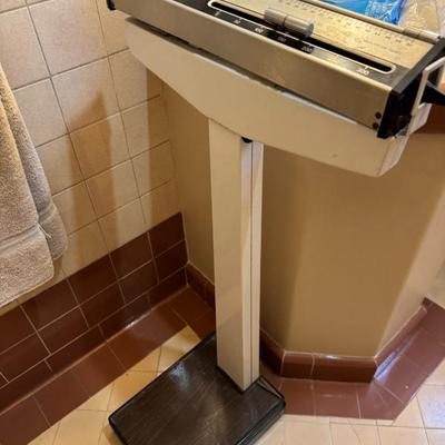 Sale Photo Thumbnail #144