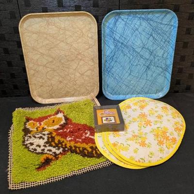 Vintage Home Decor - Placemats, Trays, Jiffy Frame + Owl 