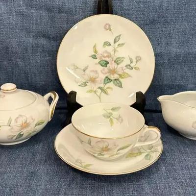 Sango Apple Blossom - Tea Cups And Saucers