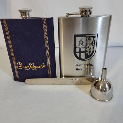 Vintage TABACOS FINOS DE LA CORONA Cigar Tool And Flasks
