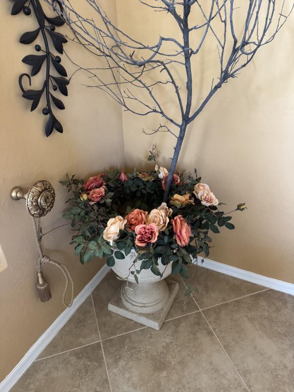 Sale Photo Thumbnail #178