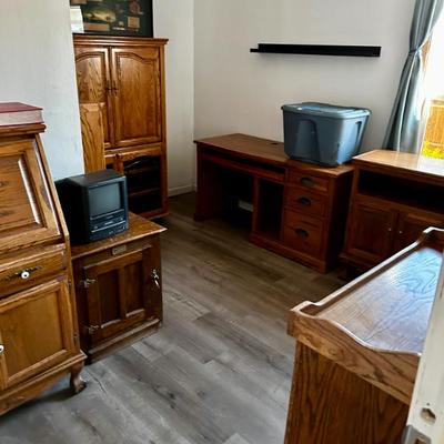 Sale Photo Thumbnail #8: Beautiful solid pcs of furniture ! 