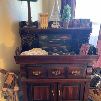 Dry sink dresser  