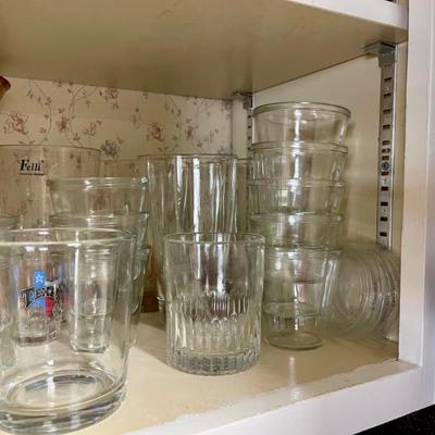 Sale Photo Thumbnail #12: Kitchen 