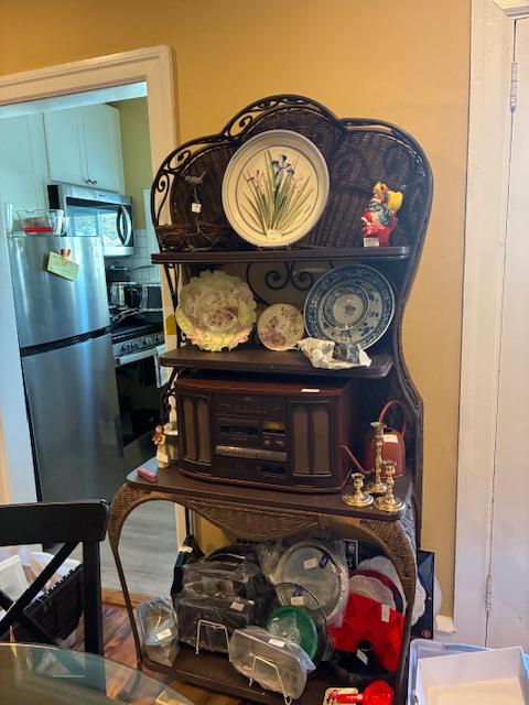 Sale Photo Thumbnail #11