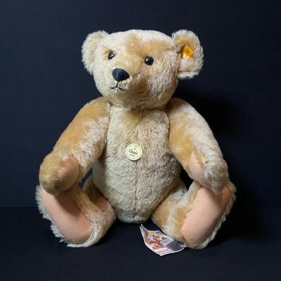 Steiff Classic 1906 Teddy Bear