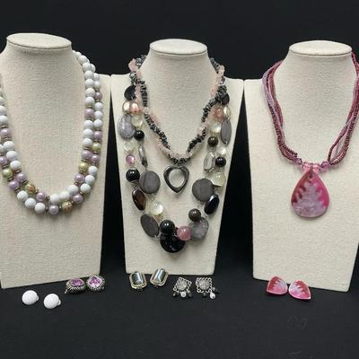 Mauve And Black Accessories 