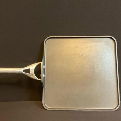 Calphalon Nonstick Square Griddle