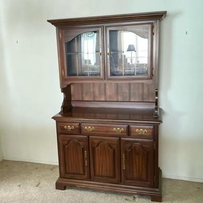 Traditional American Style Cherry China Hutch 