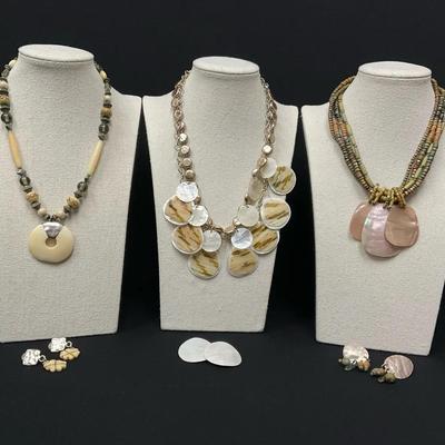 Accessories In Shell And Bone