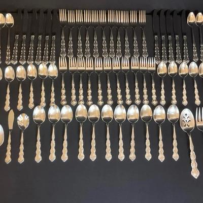 Oneida Deluxe Mozart Stainless Steel Flatware 