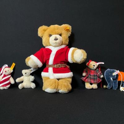 Steiff Christmas Teddy Bear & Friends
