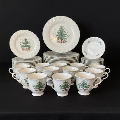 Nikko Happy Holidays Ironstone Dish Set