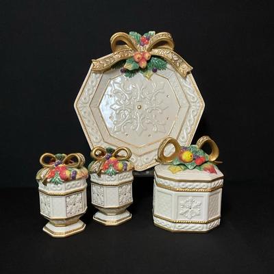 Fitz & Floyd Snowy Woods Serving Items