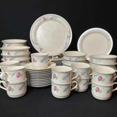 Lenox Poppies On Blue Chinastone Dish Set