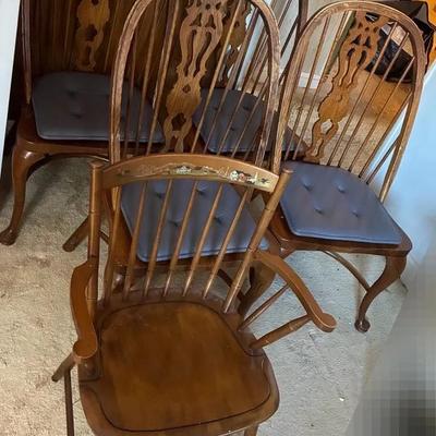 Set of Four Oak Dining Room Chairs and Vintage Hand-Stenciled Hitchcock Chair
