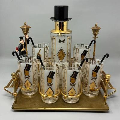 1940s Glenshaw Glass Company "High Hat" “Winking Man” Barware Set