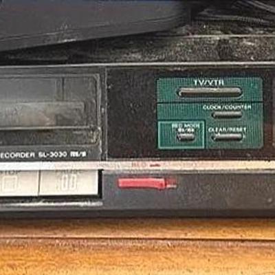 Sony TV/TVR Betamax And Stereo With 4 Head VCR 