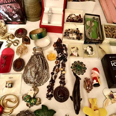 Sale Photo Thumbnail #82