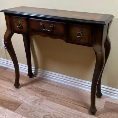 Queen Anne Style Entry Table