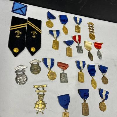Collection Of Assorted Vintage Military & Scholastic Medal Pins & Uniform Insignia