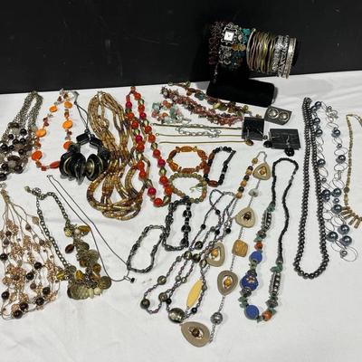 Vintage Bracelets & Necklaces Mystery Lot