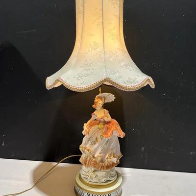 Vintage Antique Porcelain Figural Dresden Style Table Lamp