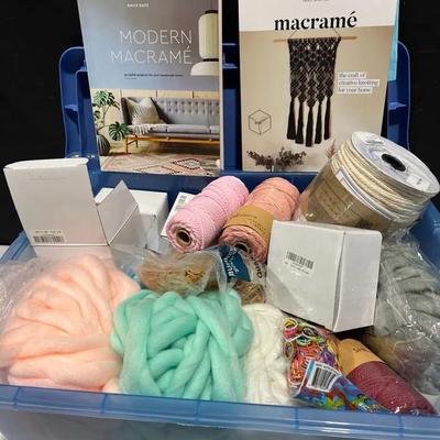 Macrame Craft Supplies With Rubbermade Tote 