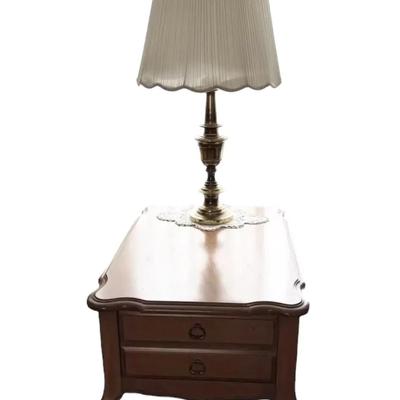 French Provincial End Table With Brass Lamp 