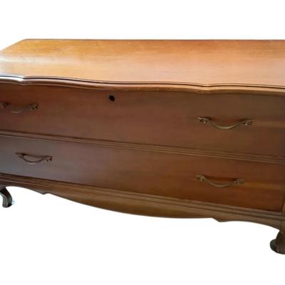 Lane French Provincial Style Cedar Chest 
