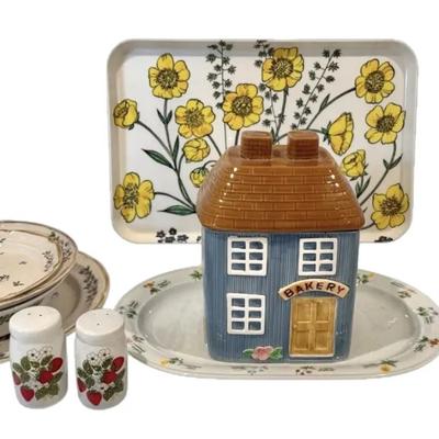 International Heartland Dishes, Bakery Cookie Jar, & More Kitchen Goods