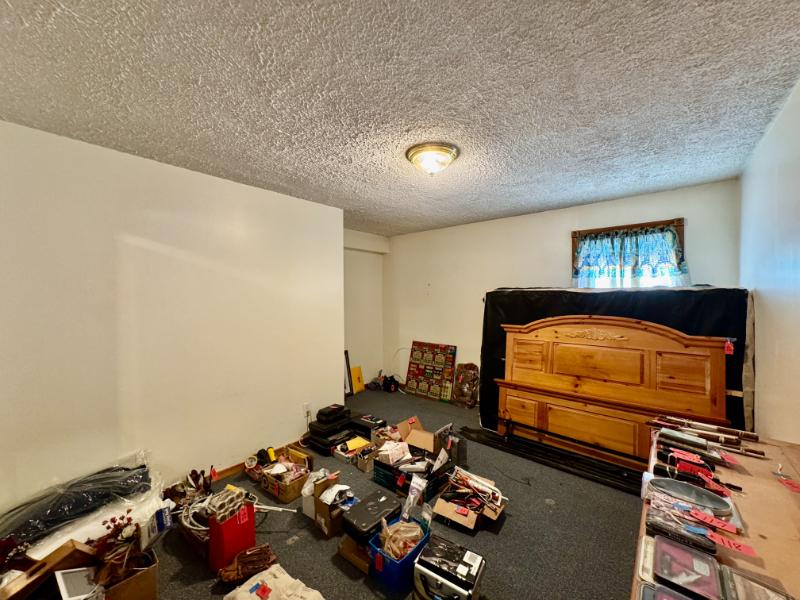 Sale Photo Thumbnail #23