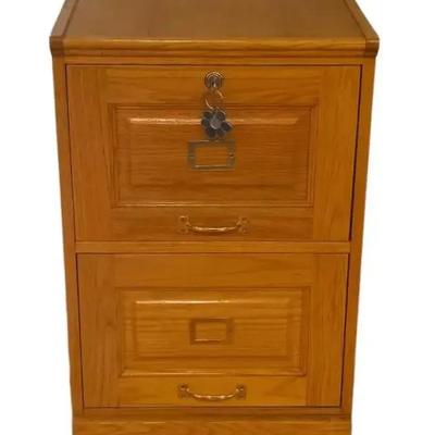 Locking File Cabinet with Key