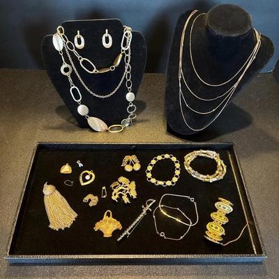 Sale Photo Thumbnail #53