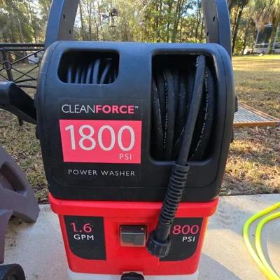 Clean Force 1800 Psi Electric Pressure Washer