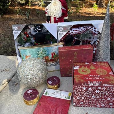 Sparkly Christmas lot