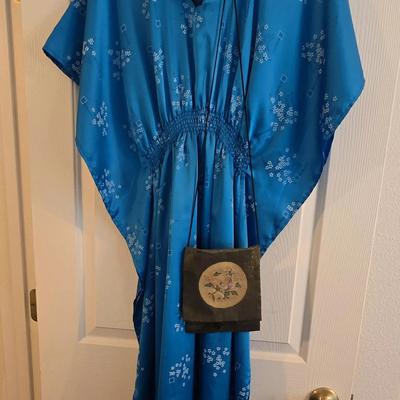 Asian Style Blue Dress With Purse