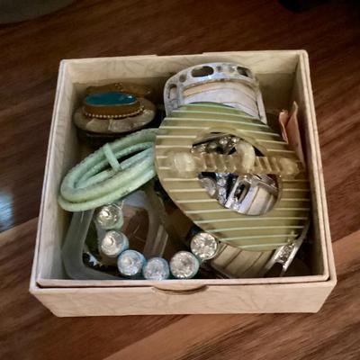 Sale Photo Thumbnail #199