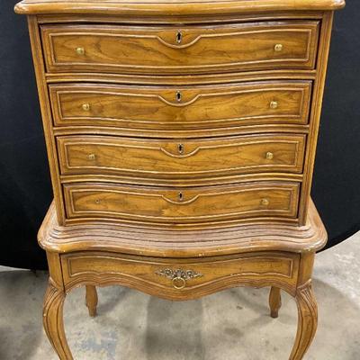 Sale Photo Thumbnail #140