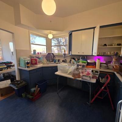 Sale Photo Thumbnail #79