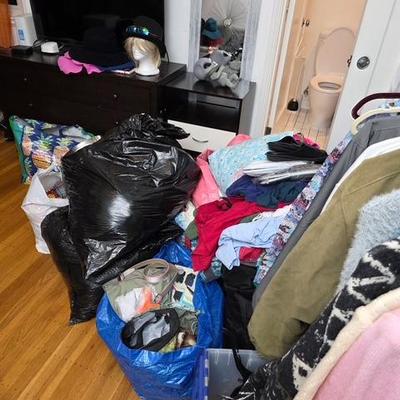 Sale Photo Thumbnail #131